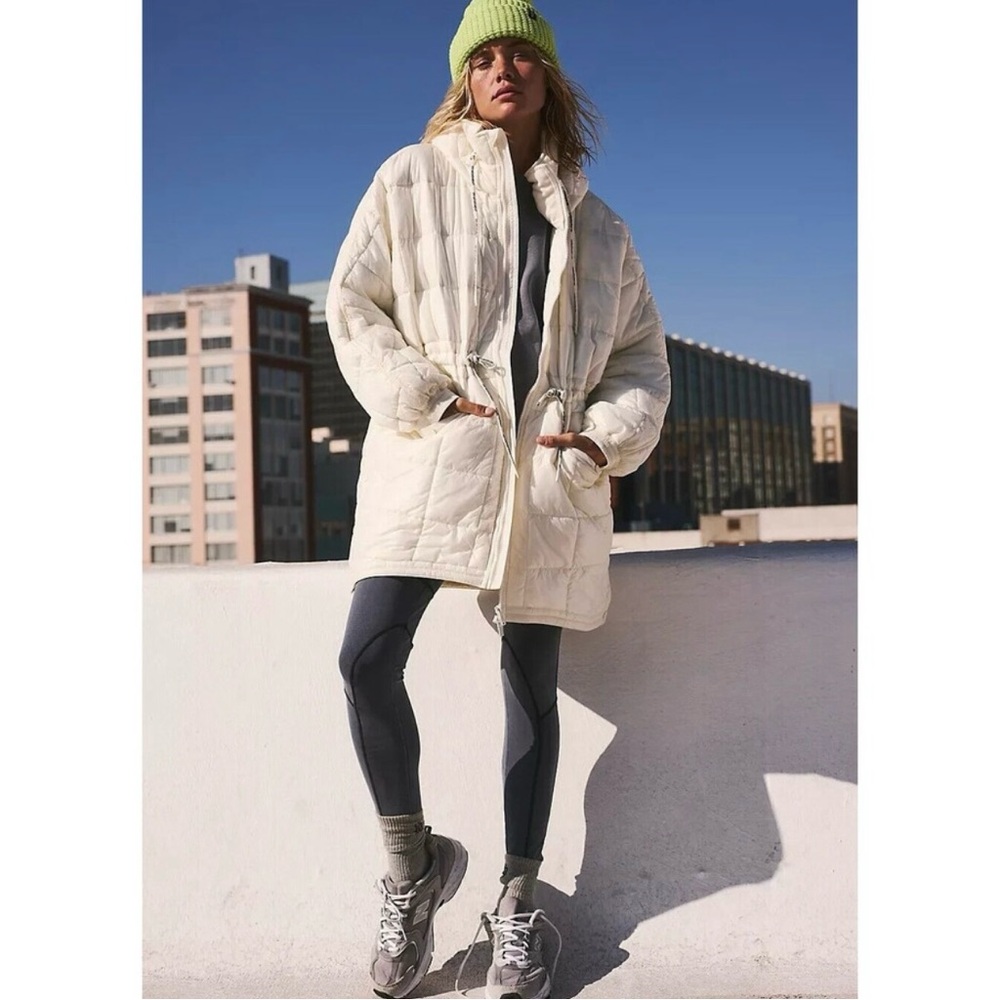 NWOT Free People Movement Patricia Packable Poncho Puffer Jacket